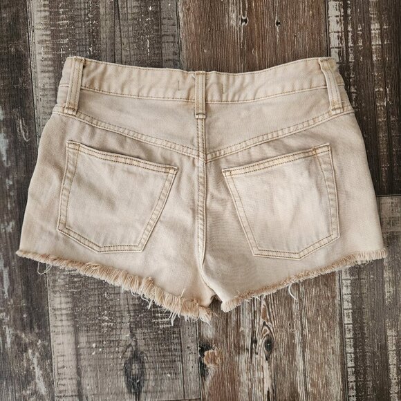 Free People Tan Button Fly Distressed Jean Shorts Size 26 - Picture 2 of 8